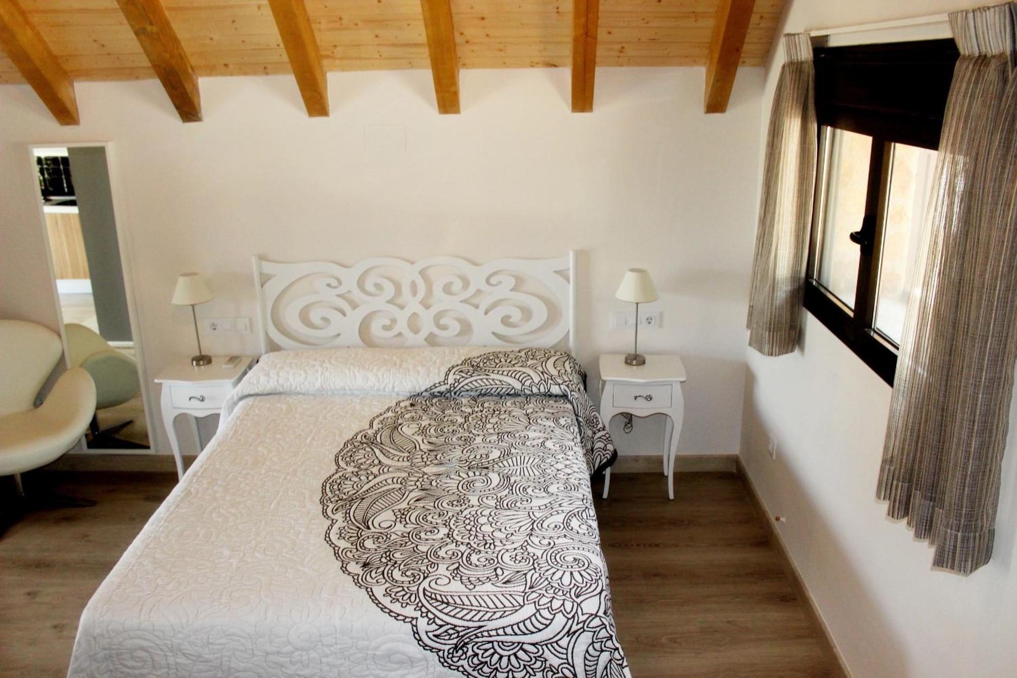Complejo Rural La Coronilla Guest House Харандила де ла Вера Стая снимка