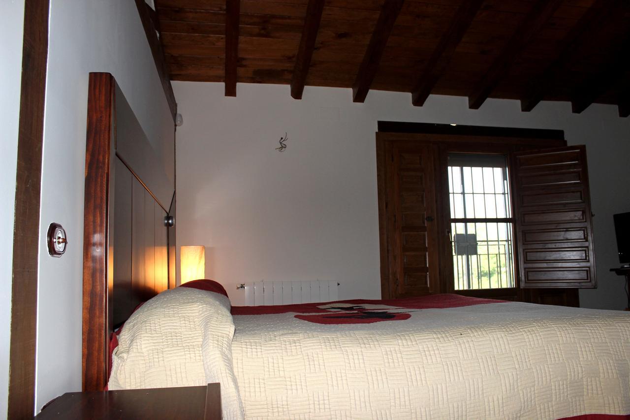 Complejo Rural La Coronilla Guest House Харандила де ла Вера Екстериор снимка